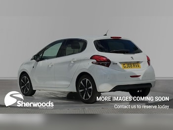 Used Peugeot 208 2018 for sale - 78817927: Photo