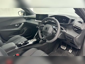 Used Peugeot E-2008 2026 for sale - 79534294: Photo