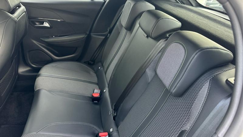 Used Peugeot 208 2023 for sale - 78015267: Photo 16