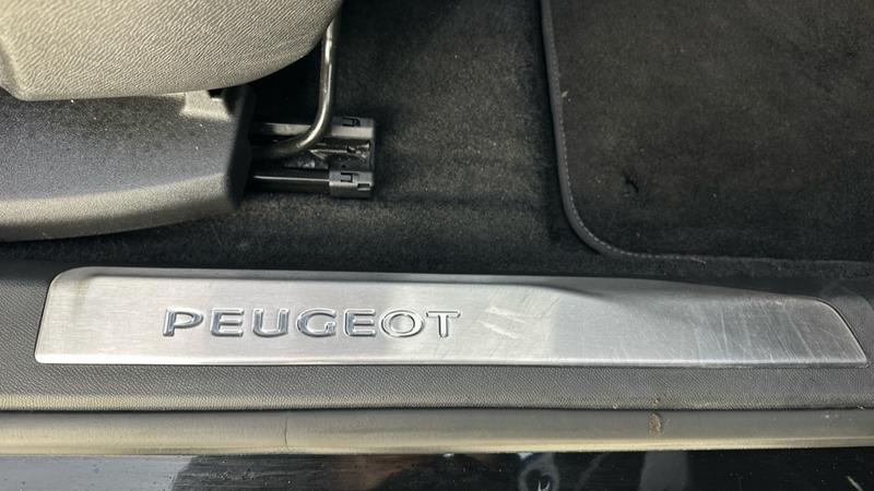 Used Peugeot 3008 2023 for sale - 76835550: Photo 33