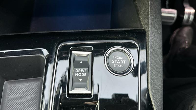 Used Peugeot 3008 2023 for sale - 76835550: Photo 51