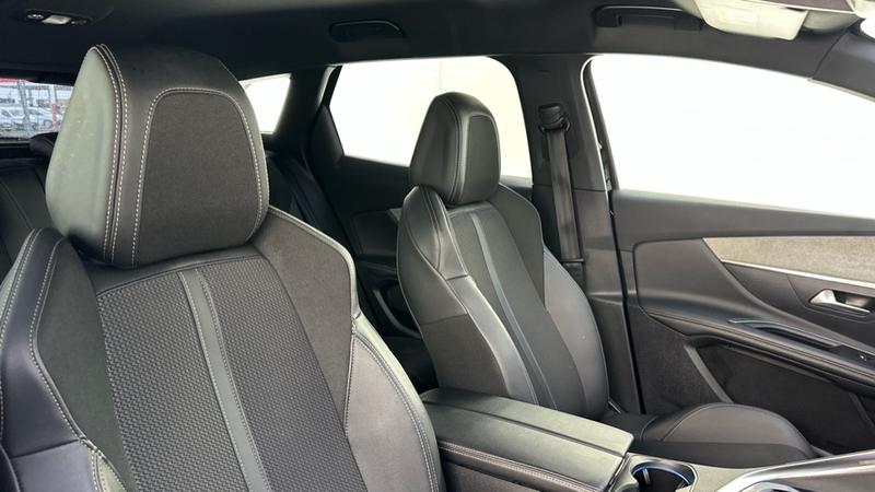 Used Peugeot 3008 2023 for sale - 76835550: Photo 64