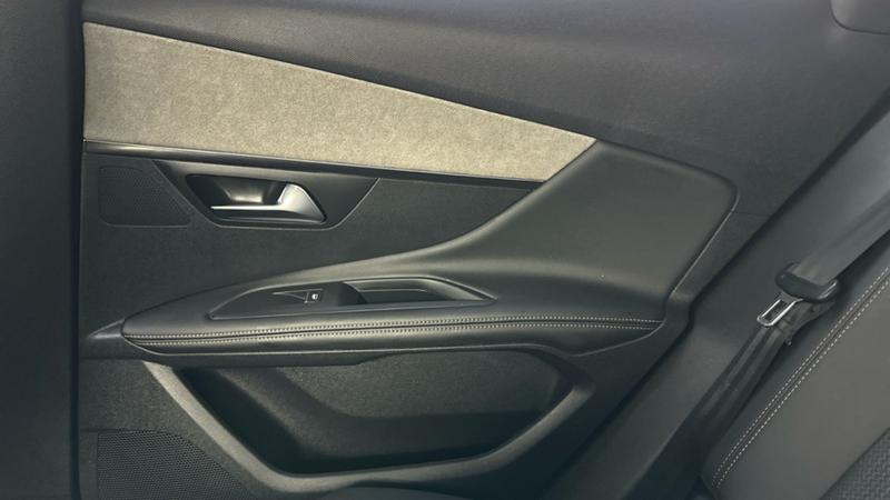 Used Peugeot 3008 2023 for sale - 76835550: Photo 71