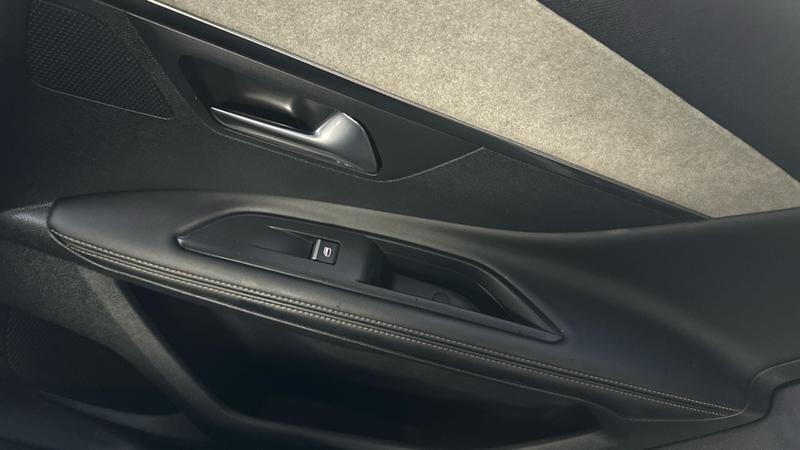 Used Peugeot 3008 2023 for sale - 76835550: Photo 72