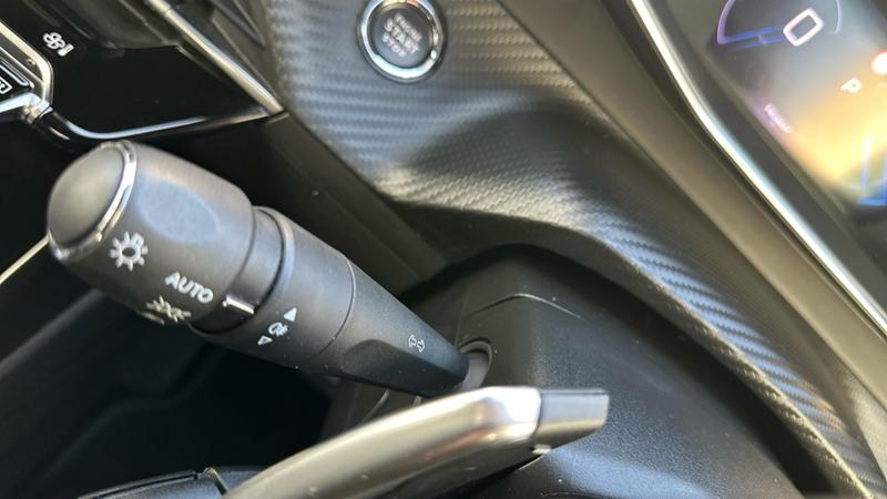 Used Peugeot 2008 2023 for sale - 76616172: Photo 25