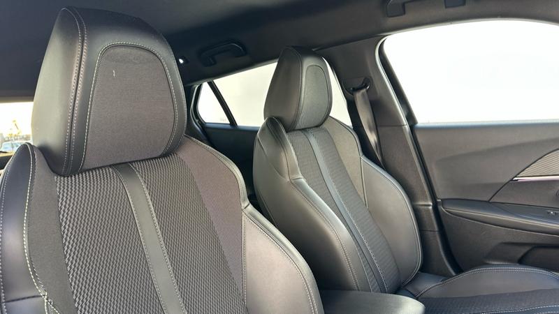 Used Peugeot 2008 2023 for sale - 76616172: Photo 64