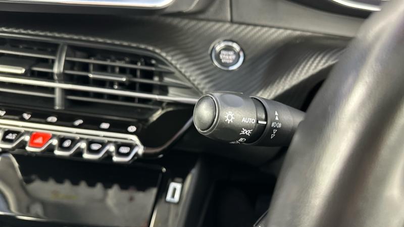 Used Peugeot 2008 2020 for sale - 76593372: Photo 25