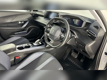 Used Peugeot 2008 2020 for sale - 76593372: Photo