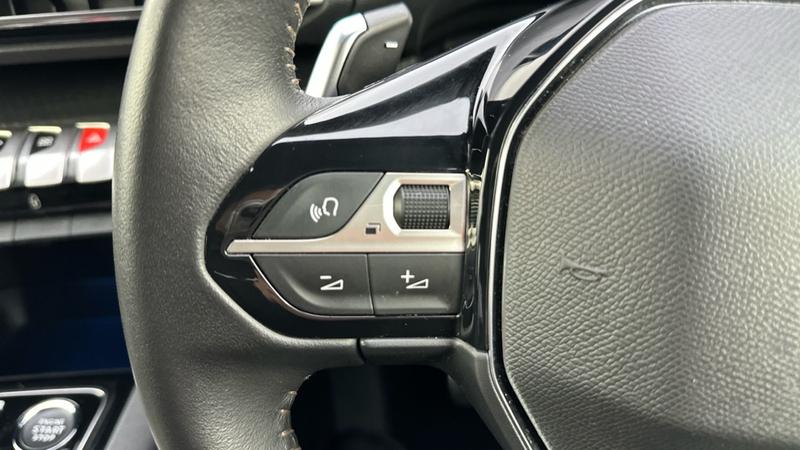 Used Peugeot 5008 2023 for sale - 76355519: Photo 23