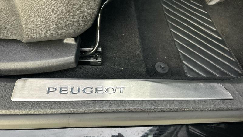 Used Peugeot 5008 2023 for sale - 76355519: Photo 33