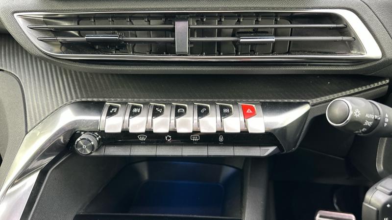 Used Peugeot 5008 2023 for sale - 76355519: Photo 48