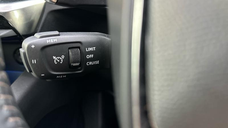 Used Peugeot 5008 2023 for sale - 76355519: Photo 57