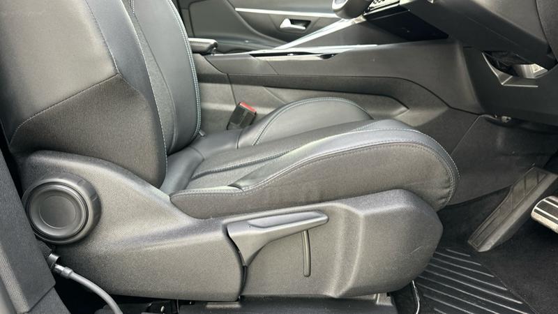 Used Peugeot 5008 2023 for sale - 76355519: Photo 63