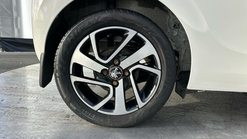 Used Peugeot 108 2018 for sale - 77560463: Photo 19