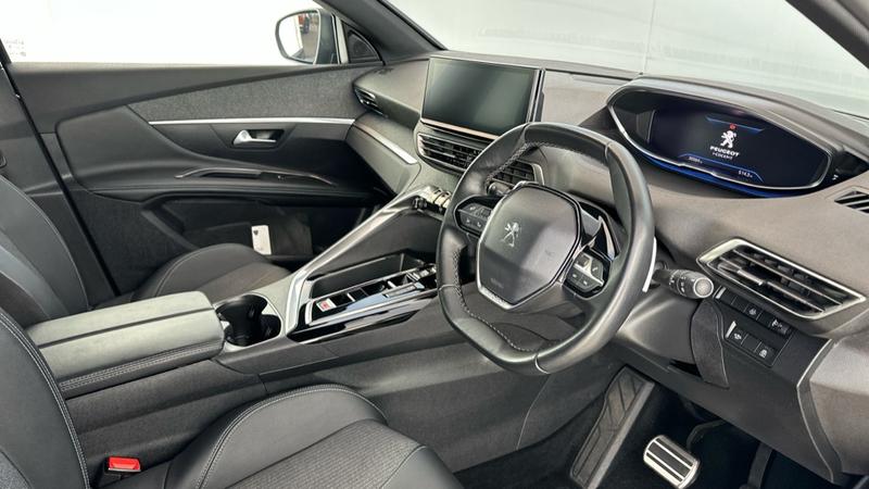 Used Peugeot 3008 2023 for sale - 76355518: Photo 2