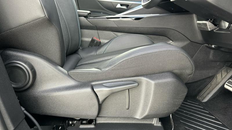 Used Peugeot 3008 2023 for sale - 76355518: Photo 67