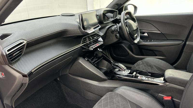 Used Peugeot 2008 2020 for sale - 76718956: Photo 11