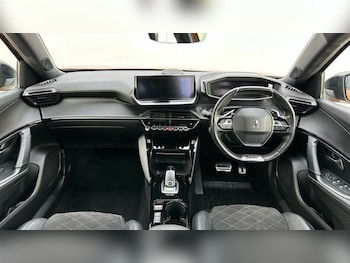 Used Peugeot 2008 2020 for sale - 76718956: Photo