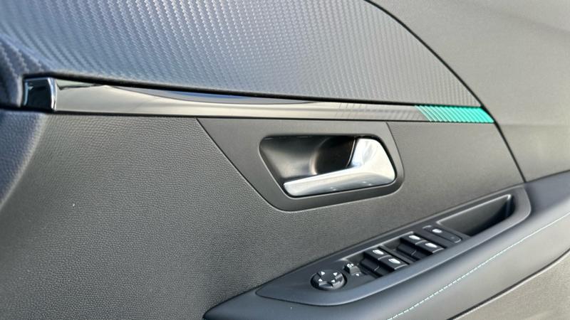 Used Peugeot 208 2022 for sale - 76008640: Photo 42