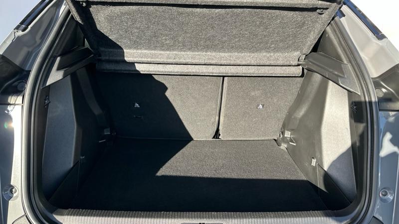 Used Peugeot 2008 2023 for sale - 76322290: Photo 15