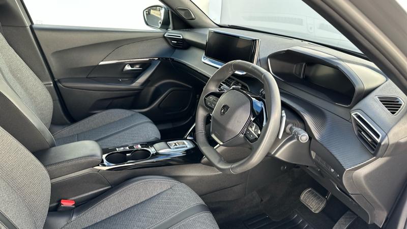 Used Peugeot 2008 2023 for sale - 76322290: Photo 2