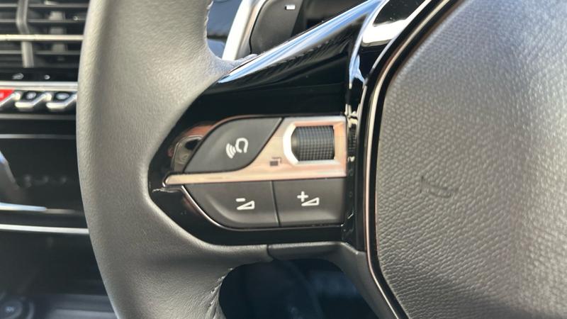 Used Peugeot 2008 2023 for sale - 76322290: Photo 23