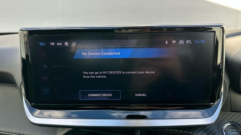 Used Peugeot 2008 2023 for sale - 76322290: Photo 32