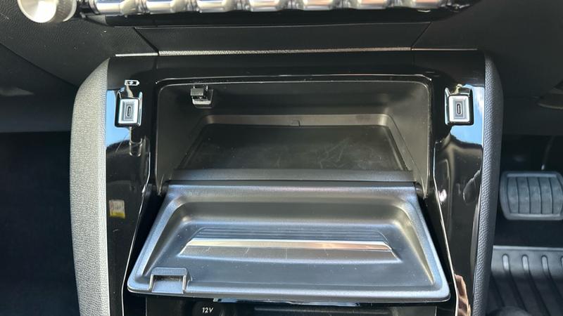 Used Peugeot 2008 2023 for sale - 76322290: Photo 46