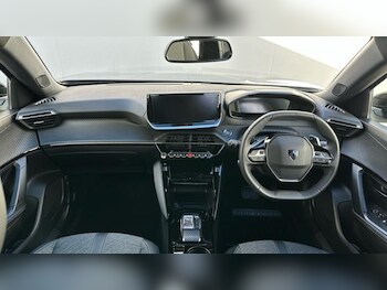 Used Peugeot 2008 2023 for sale - 76322290: Photo