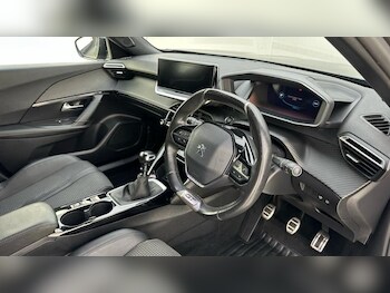 Used Peugeot 2008 2020 for sale - 76580873: Photo