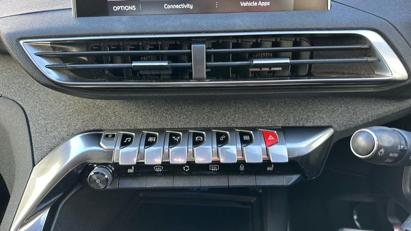 Used Peugeot 3008 2019 for sale - 76322343: Photo 50