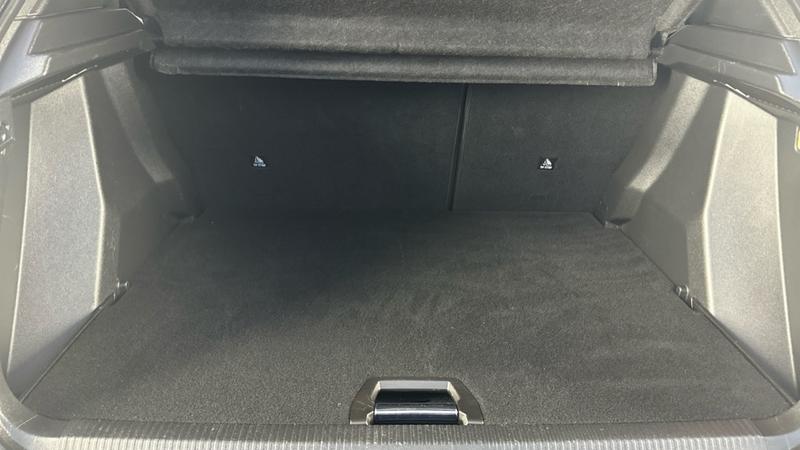 Used Peugeot 2008 2023 for sale - 77006013: Photo 15