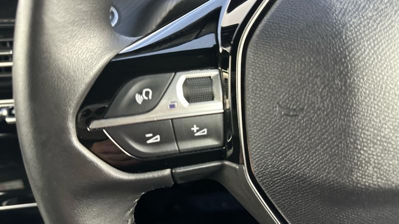 Used Peugeot 2008 2023 for sale - 77006013: Photo 23