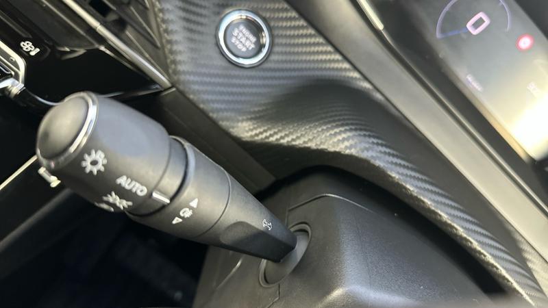 Used Peugeot 2008 2023 for sale - 77006013: Photo 25