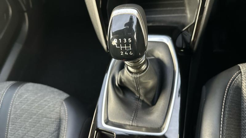 Used Peugeot 2008 2023 for sale - 77006013: Photo 29