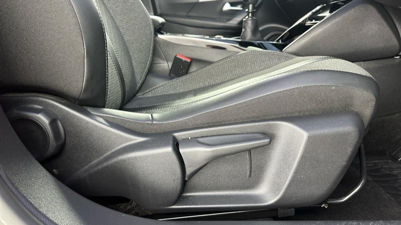 Used Peugeot 2008 2023 for sale - 77006013: Photo 64