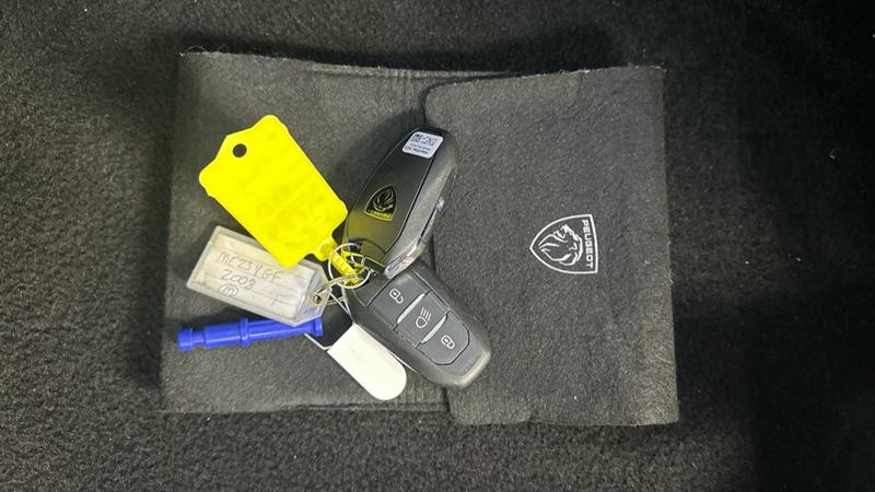 Used Peugeot 2008 2023 for sale - 77006013: Photo 70