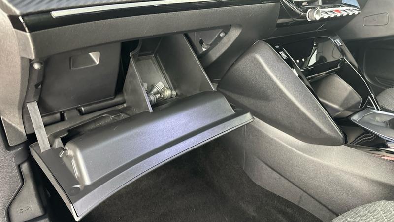 Used Peugeot 2008 2023 for sale - 77006013: Photo 71