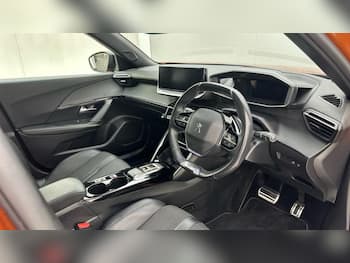 Used Peugeot 2008 2023 for sale - 79674665: Photo
