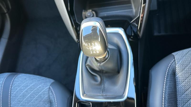 Used Peugeot 2008 2025 for sale - 77117348: Photo 28