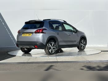 Used Peugeot 2008 2019 for sale - 79735881: Photo