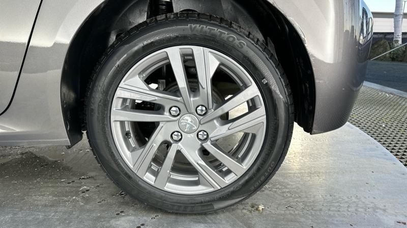 Used Peugeot 208 2022 for sale - 77254349: Photo 18