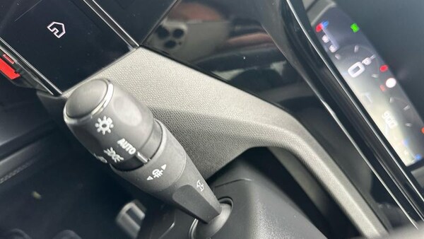 Used Peugeot 308 2023 for sale - 75805549: Photo 25