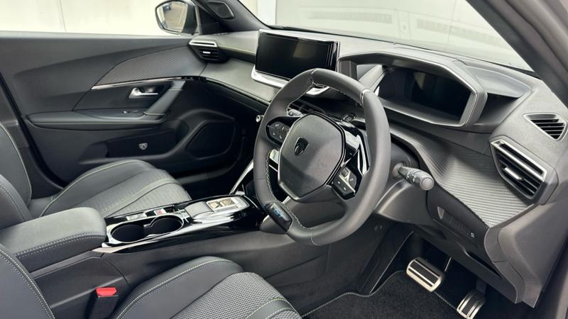 Used Peugeot 2008 2026 for sale - 78206112: Photo 2