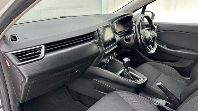 Used Renault Clio 2020 for sale - 77607577: Photo 12