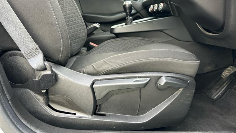 Used Renault Clio 2020 for sale - 77607577: Photo 59