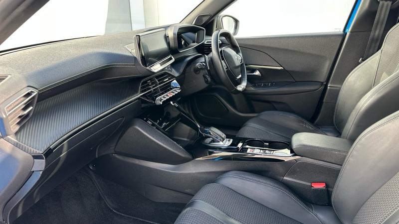 Used Peugeot 2008 2021 for sale - 76266133: Photo 11