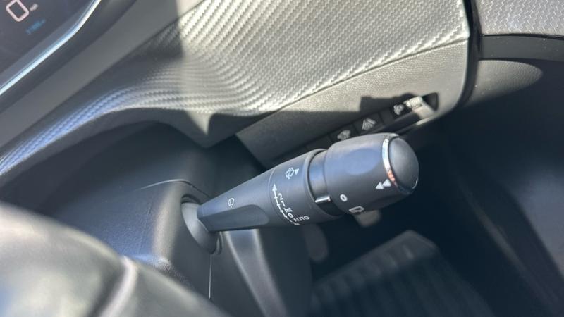 Used Peugeot 208 2020 for sale - 76017208: Photo 24