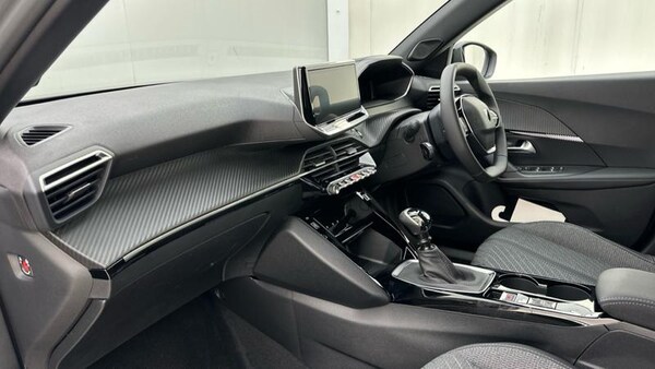 Used Peugeot 2008 2025 for sale - 76190542: Photo 11