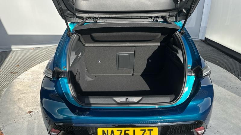 Used Peugeot 308 2025 for sale - 76434033: Photo 15